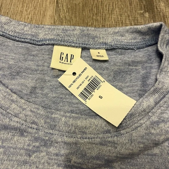 Women's Gap Maternity Blue Top with Cut Out Shoulders- Size S- NWT - Picture 2 of 4